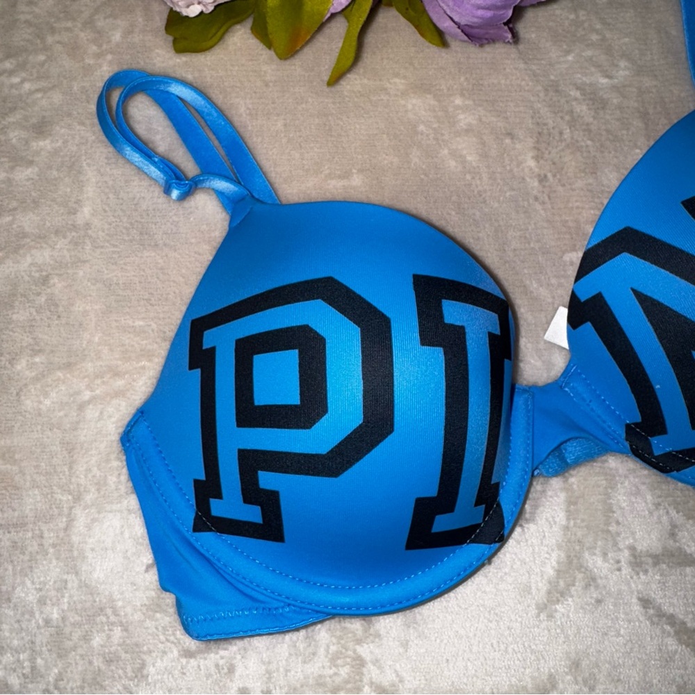 SOLD NWT PINK Wear Everywhere T-Shirt Lightly Bra - Picture 3 of 12